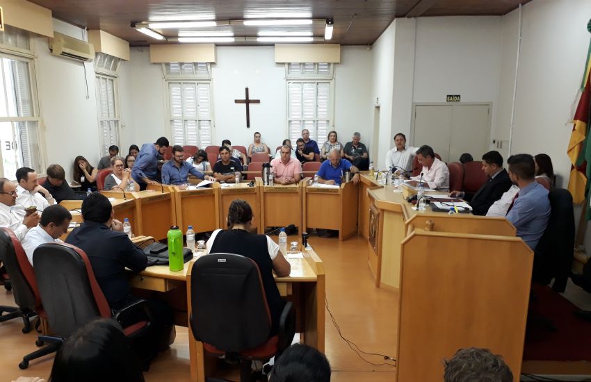 FOTOS: Blog do Juares na cobertura do julgamento do prefeito de Camaquã 