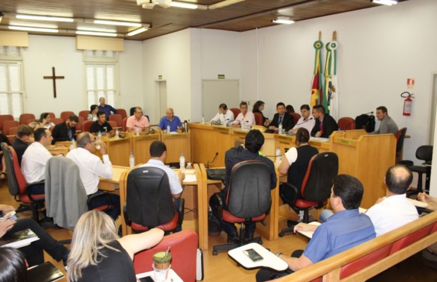 FOTOS: Blog do Juares na cobertura do julgamento do prefeito de Camaquã 