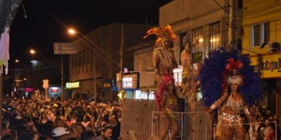 Carnaval de Rua de Tapes reuniu cerca de 20 mil pessoas