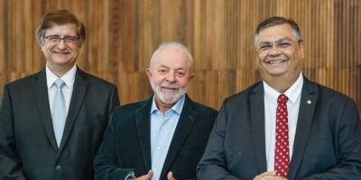 Lula indica atual ministro da Justiça Flávio Dino para o STF  