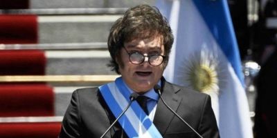 Milei toma posse como novo presidente da Argentina       