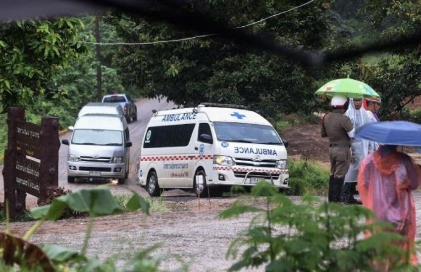 MUNDO: décimo menino é resgatado de caverna na Tailândia 