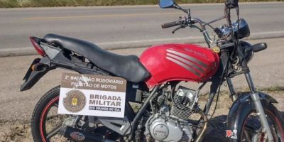 Homem é detido por pilotar moto com placa adulterada na ERS-265 em São Lourenço do Sul