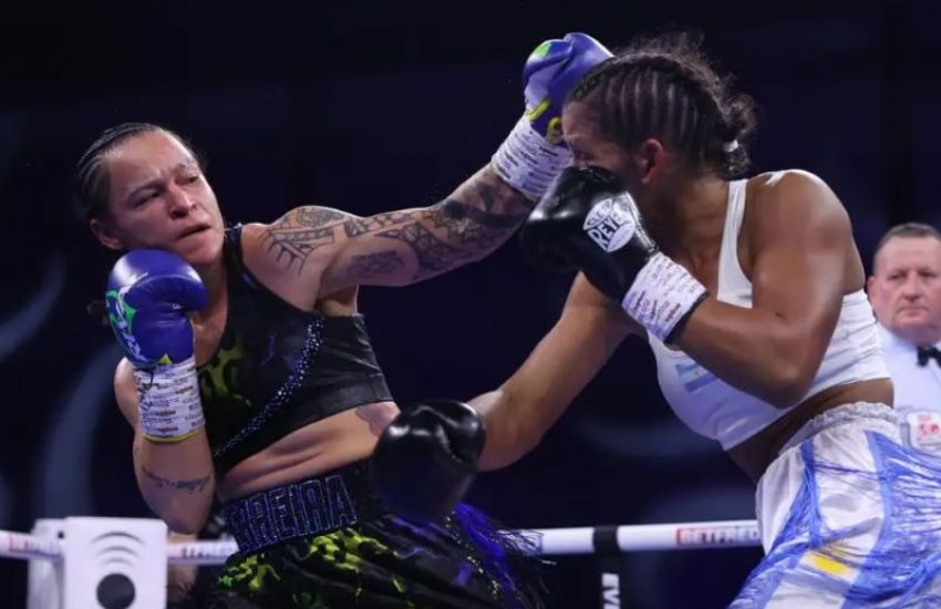 Bia Ferreira derrota argentina e é campeã mundial de boxe 