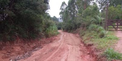Estrada do Passo do Muinho é recuperada no interior de Camaquã